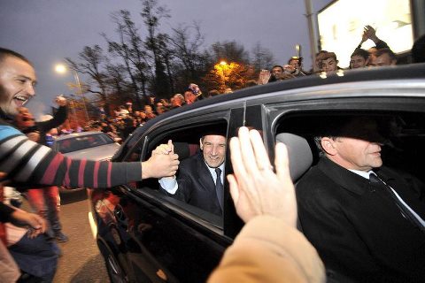 General Ante Gotovina: 'OSJEĆAM SE SJAJNO! Nisam očekivao oslobađajuću presudu'

uživo pratite OVDJE -> http://bit.ly/XLREfP

FOTO: Damir Krajač/CROPIX